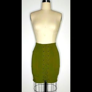 GUESS Olive Lace-Up Stretch Skirt